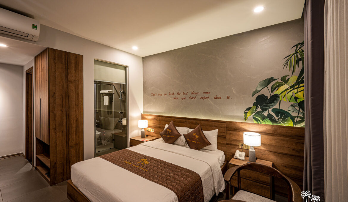 Grand Deluxe King Room – 122 Bạch Đằng